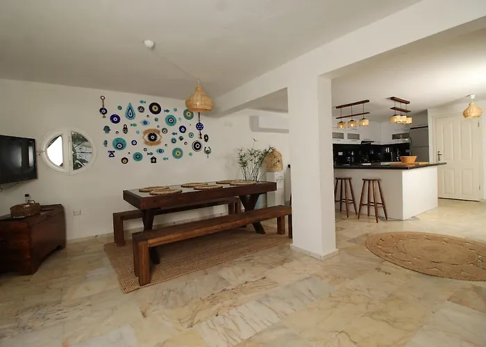 Private Pool Cem Вилла