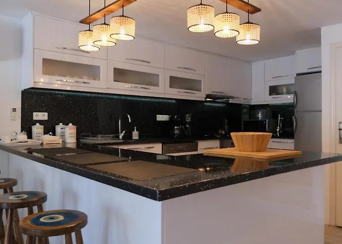 Private Pool Cem Villa *