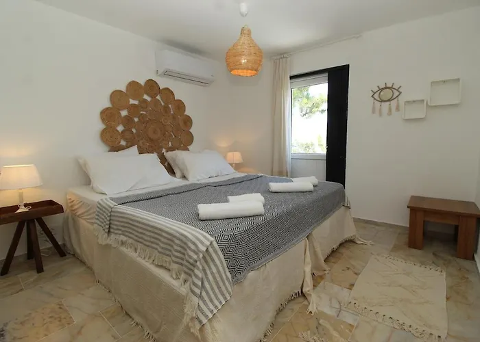 Private Pool Cem Villa